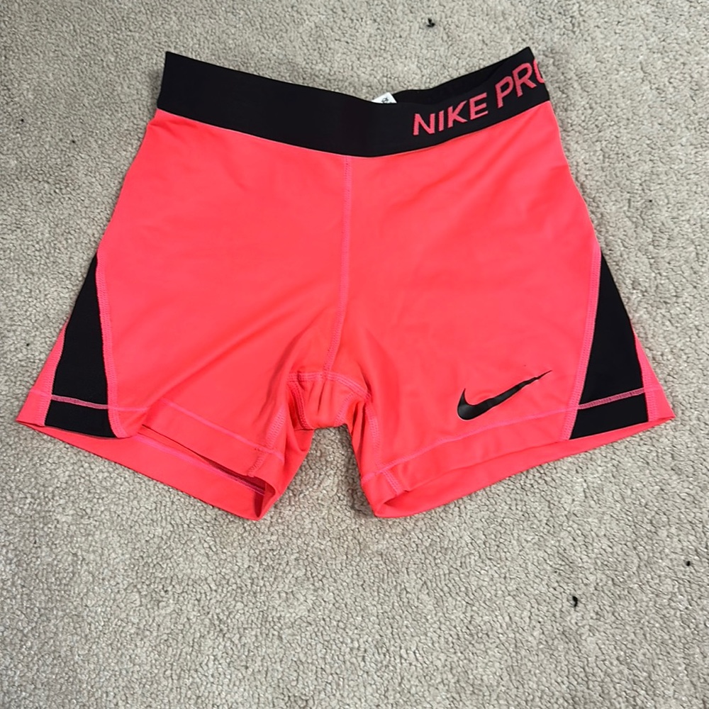 Nike dry-fit nike pros. worn once. in new condition.